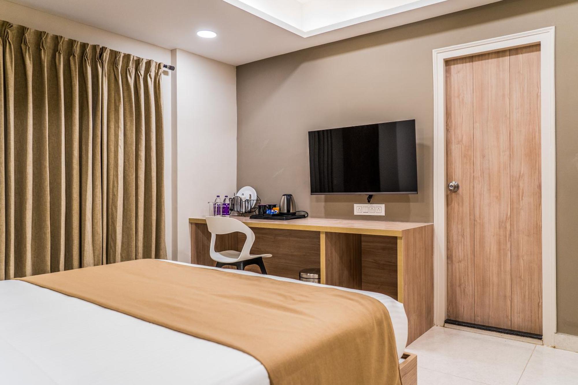 Olive Hotel Millers Road By Embassy Group Bangalore Exterior photo
